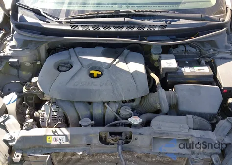 2015 Hyundai Elantra Se z USA, uszkodzony, nr VIN 5NPDH4AE6FH588851